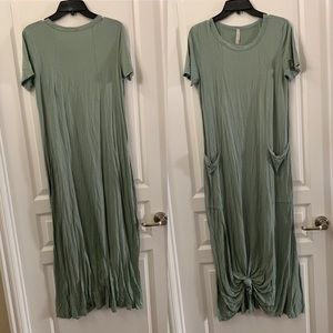 Love In Green T-Shirt Maxi Dress